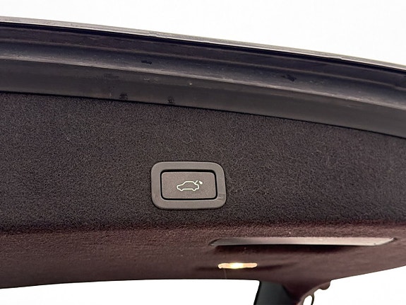 Volvo XC60 25 of 27