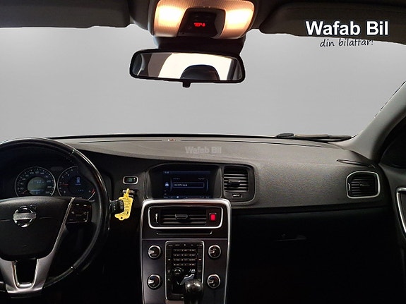 Volvo V60 7 of 14