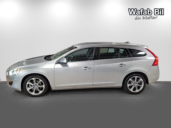 Volvo V60 4 of 14