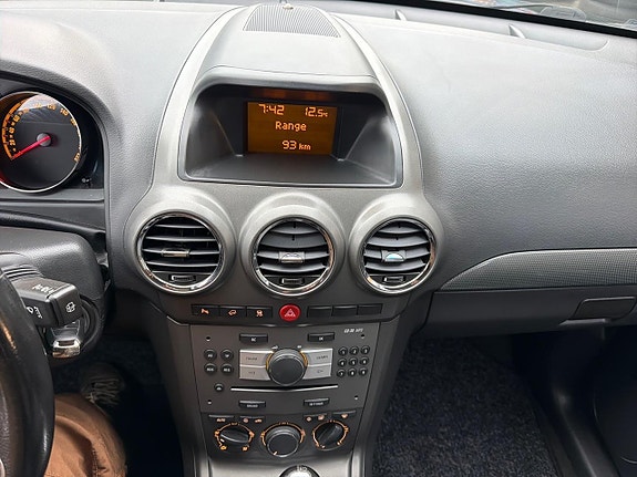 Opel Antara 12 of 21