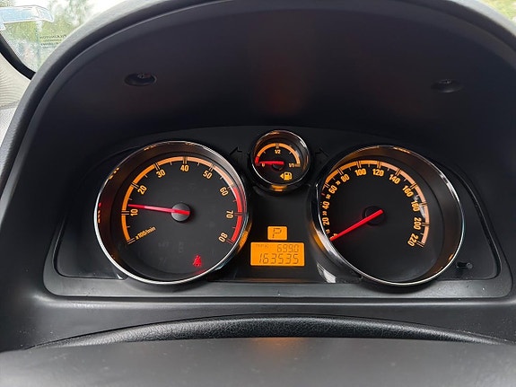 Opel Antara 11 of 21