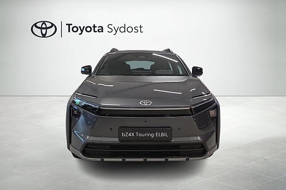 Toyota bZ4X Touring 2 of 19