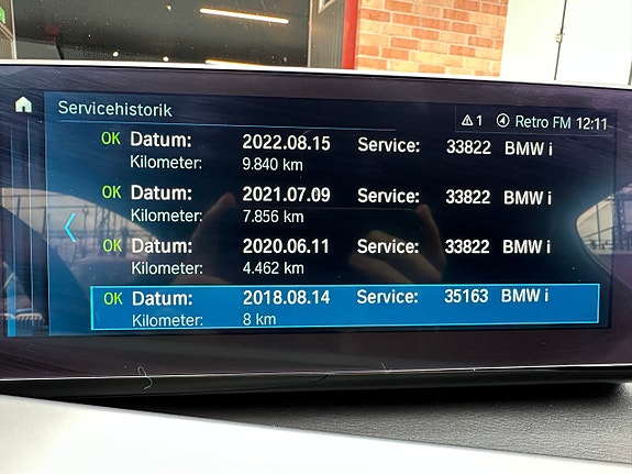 BMW i8 20 of 26