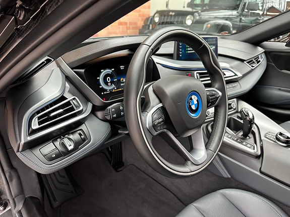 BMW i8 11 of 26