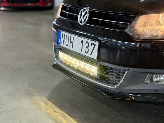 Volkswagen Polo 2 of 26