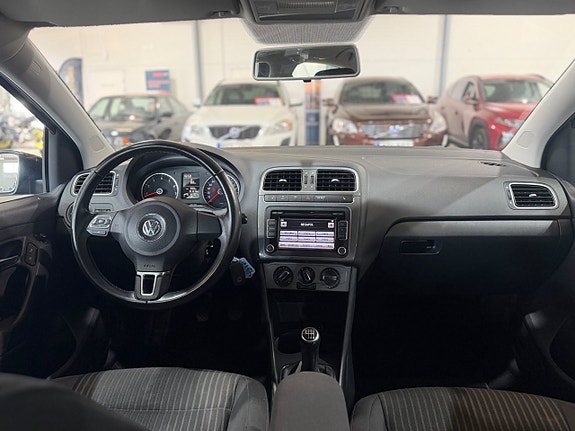 Volkswagen Polo 11 of 26