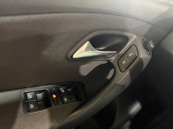 Volkswagen Polo 26 of 26