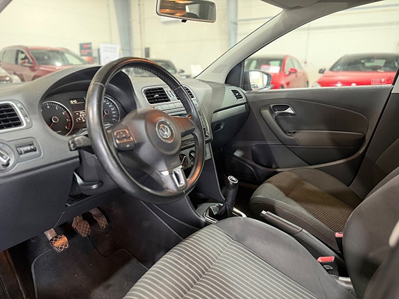 Volkswagen Polo 12 of 26