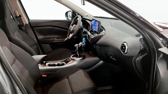 Nissan Juke 7 of 12
