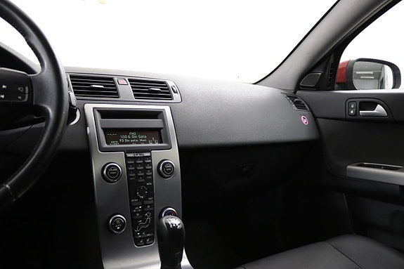 Volvo V50 23 of 28