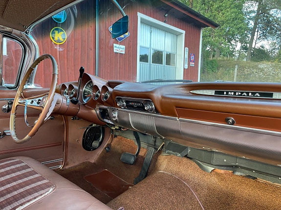 Chevrolet Impala 15 of 30