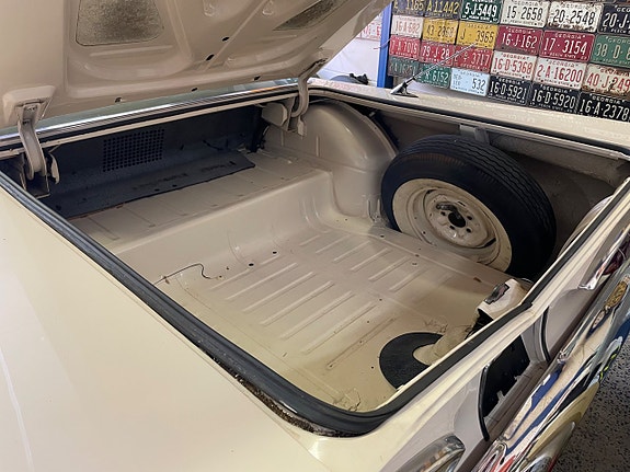 Chevrolet Impala 19 of 30