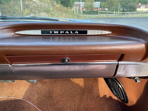 Chevrolet Impala 12 of 30