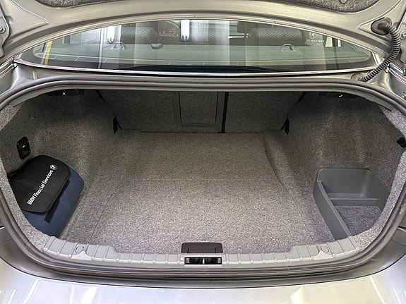 BMW 325i 18 of 18