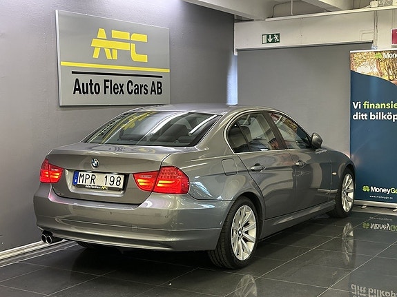 BMW 325i 6 of 18