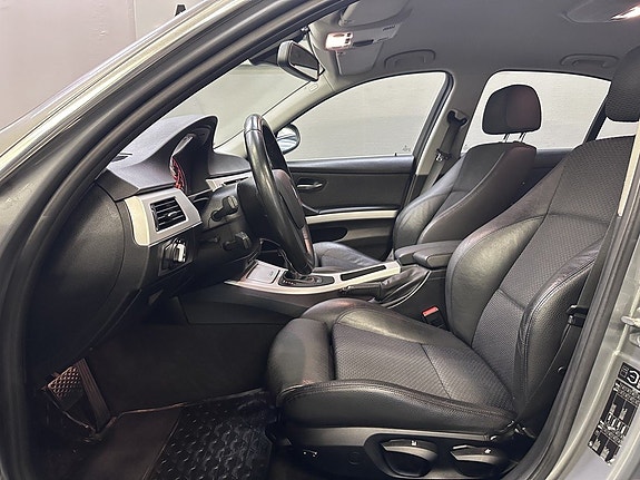 BMW 325i 8 of 18