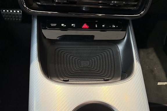 Mercedes-Benz CLA350 14 of 17