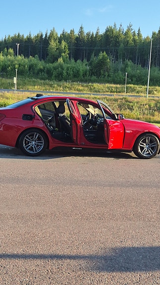 BMW 320d 6 of 7