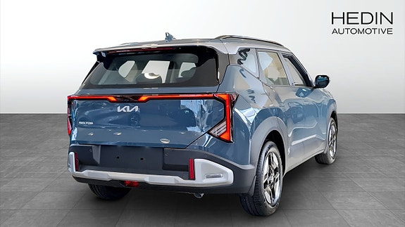 Kia Seltos 2 of 9