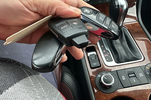 Volkswagen Touareg 27 of 30
