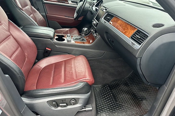 Volkswagen Touareg 13 of 30