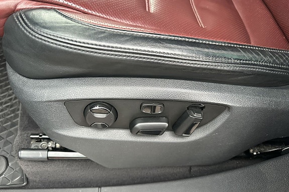 Volkswagen Touareg 23 of 30