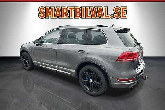 Volkswagen Touareg 3 of 30