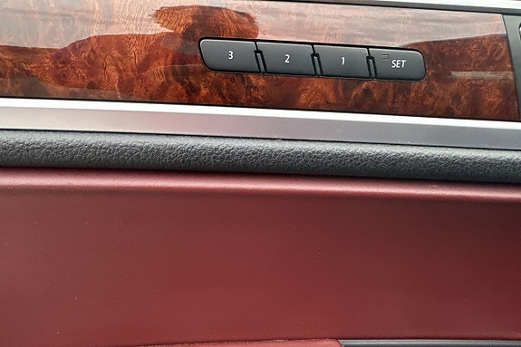 Volkswagen Touareg 25 of 30