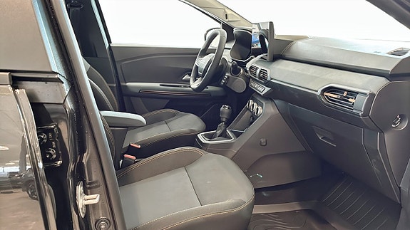 Dacia Sandero Stepway 3 of 10