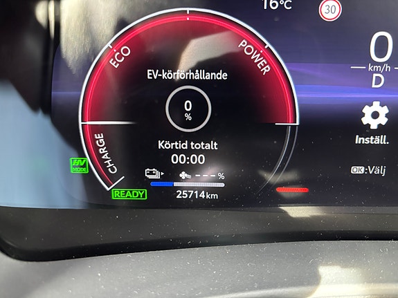 Toyota C-HR 9 of 11