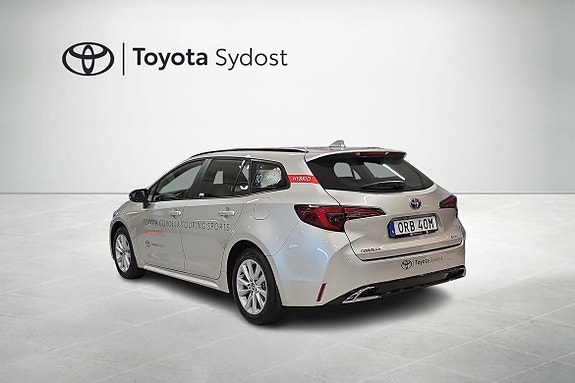 Toyota Corolla 4 of 19