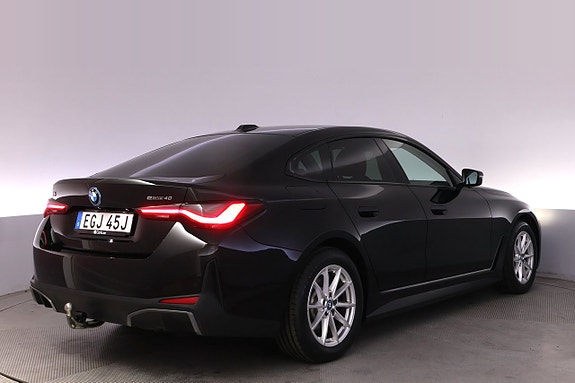 BMW i4 5 of 27