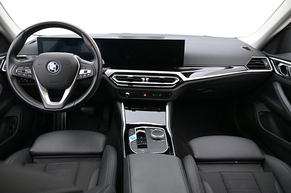 BMW i4 6 of 27