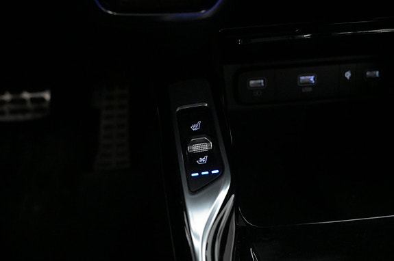Kia Sorento 18 of 27