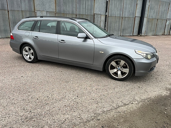 BMW 530xd 4 of 11