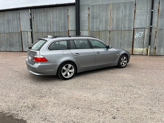 BMW 530xd 5 of 11