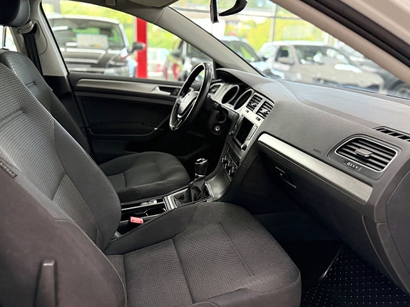 Volkswagen Golf I 12 of 26