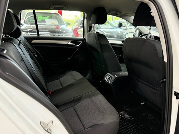Volkswagen Golf I 13 of 26