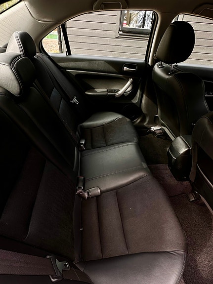 Honda Accord 5 of 10