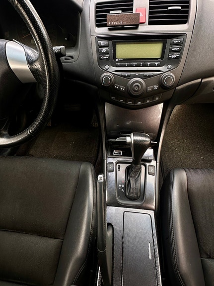 Honda Accord 8 of 10
