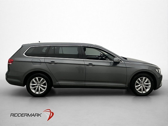 Volkswagen Passat 9 of 27