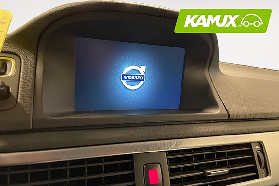 Volvo V70 16 of 24