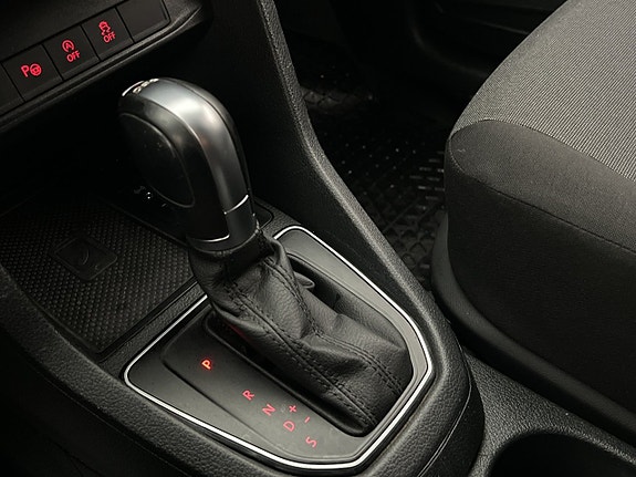Volkswagen Caddy 25 of 30