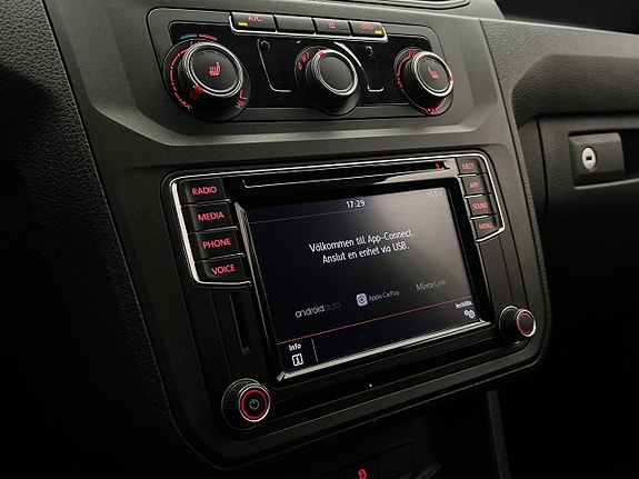 Volkswagen Caddy 23 of 30