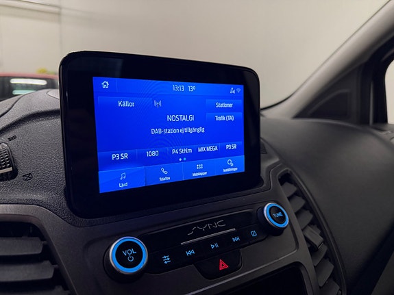 Ford Transit Connect 18 of 25