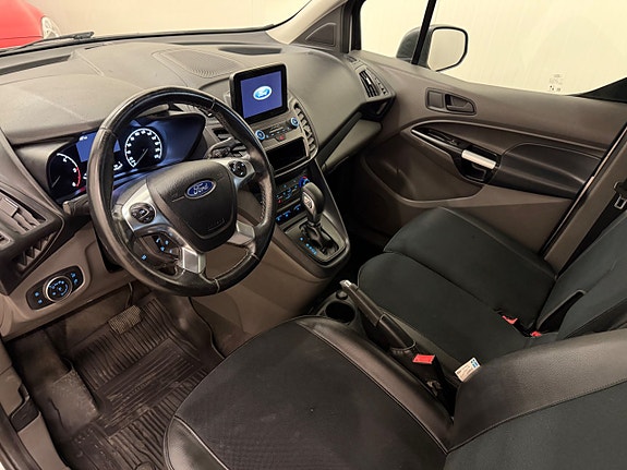 Ford Transit Connect 16 of 25