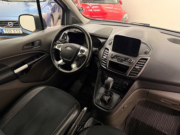 Ford Transit Connect 25 of 25