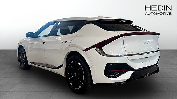 Kia EV6 4 of 13