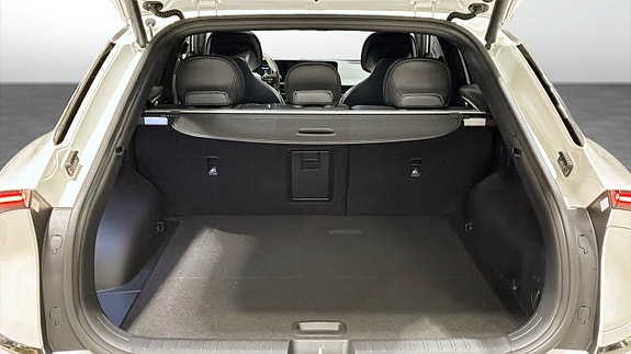 Kia EV6 7 of 13