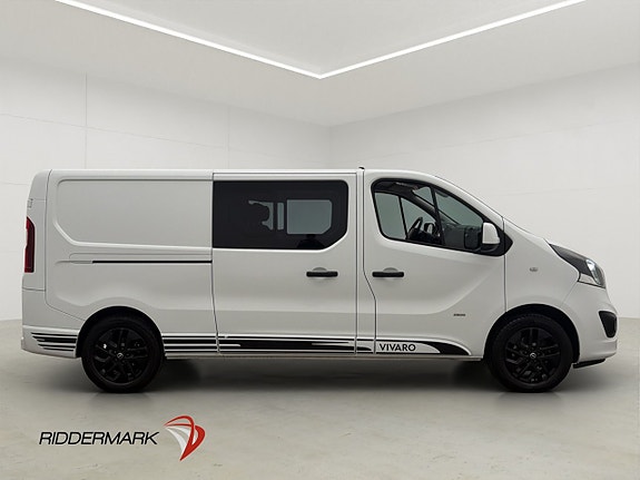Opel Vivaro 2 of 30